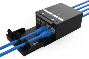 Consolidation point box, 4-port Keystone modules with intelligent cable manager 